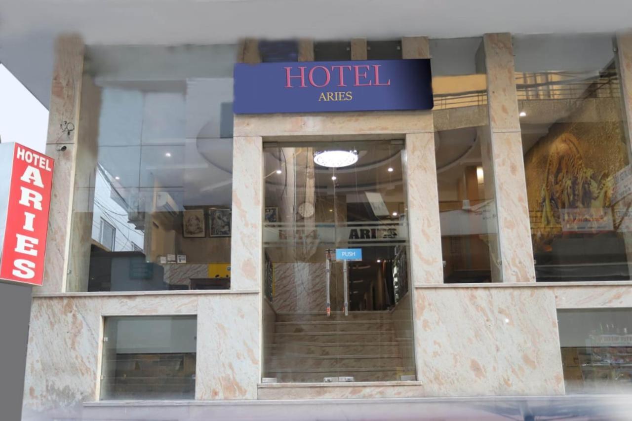 Hotel Aries Νέο Δελχί Εξωτερικό φωτογραφία