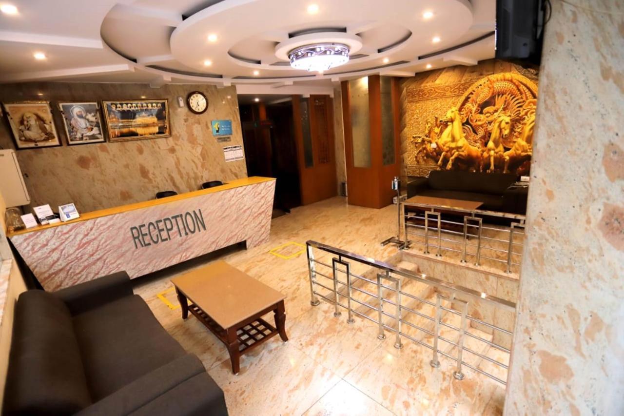 Hotel Aries Νέο Δελχί Εξωτερικό φωτογραφία