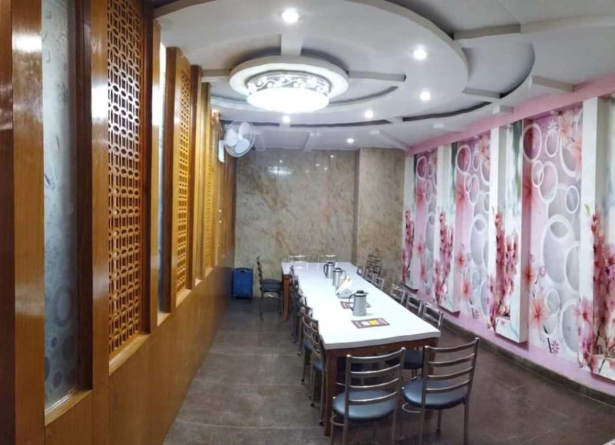 Hotel Aries Νέο Δελχί Εξωτερικό φωτογραφία
